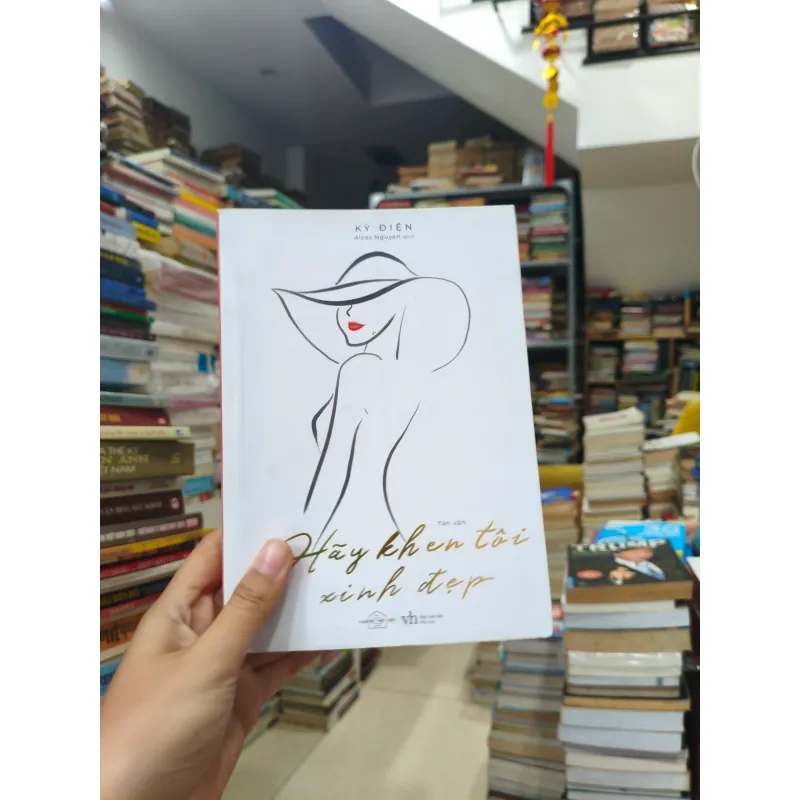 Hãy khen tôi xinh đẹp 🌱 748944