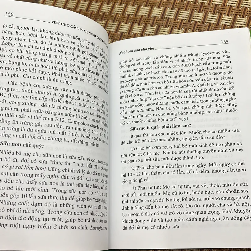 Sách dành cho các bà mẹ sinh con đầu lòng 1013530