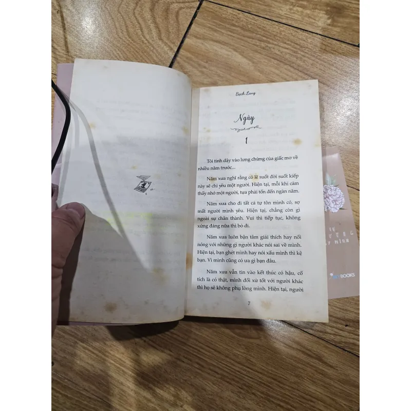 Tự thương lấy mình
30k (bìa 89k) 1019029