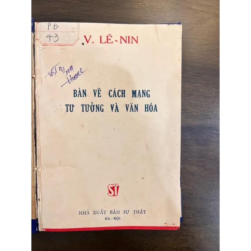 Lê-nin bàn về cách mạng tư tưởng và văn hoá (xb 1970) 562647