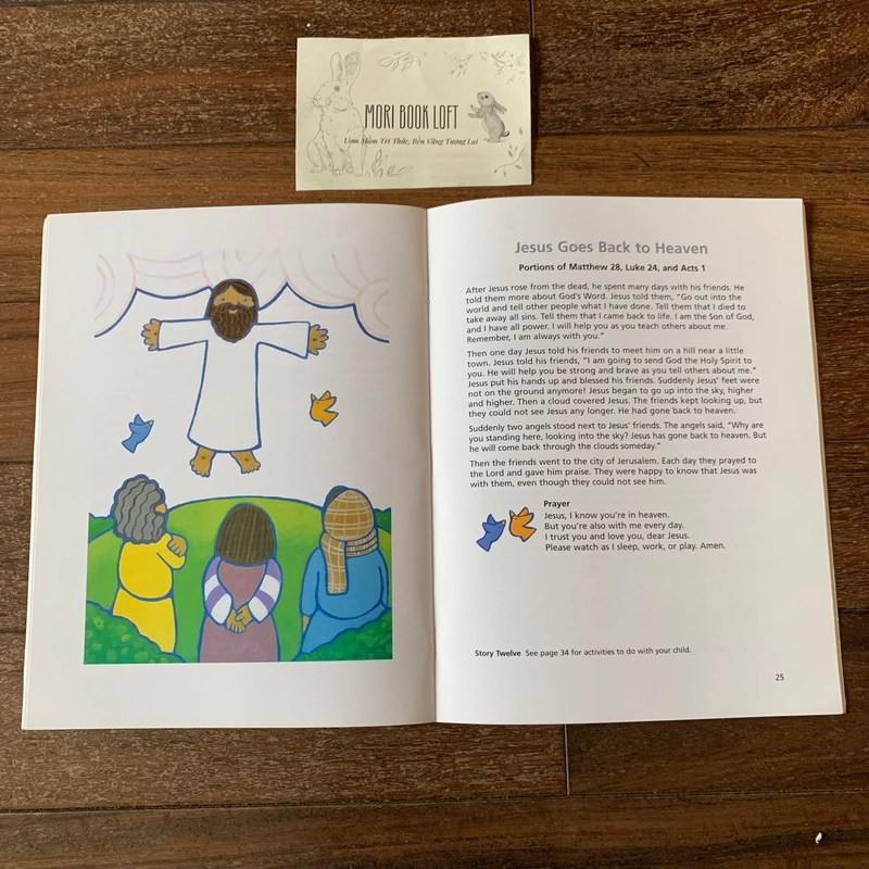 Sách tranh tiếng anh God Shows Us His Love: Twelve Stories for Three-Year-Olds, Used 478713