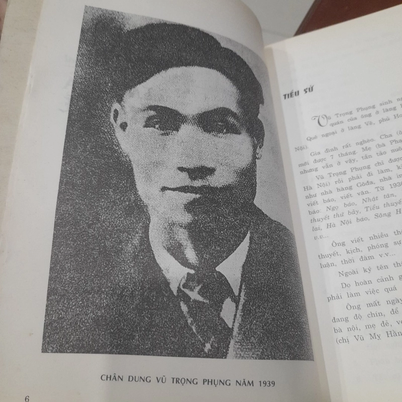 Nhà văn VŨ TRỌNG PHỤNG với chúng ta (GS. Trần Hữu Tá sưu tầm - biên soạn - giới thiệu) 302052