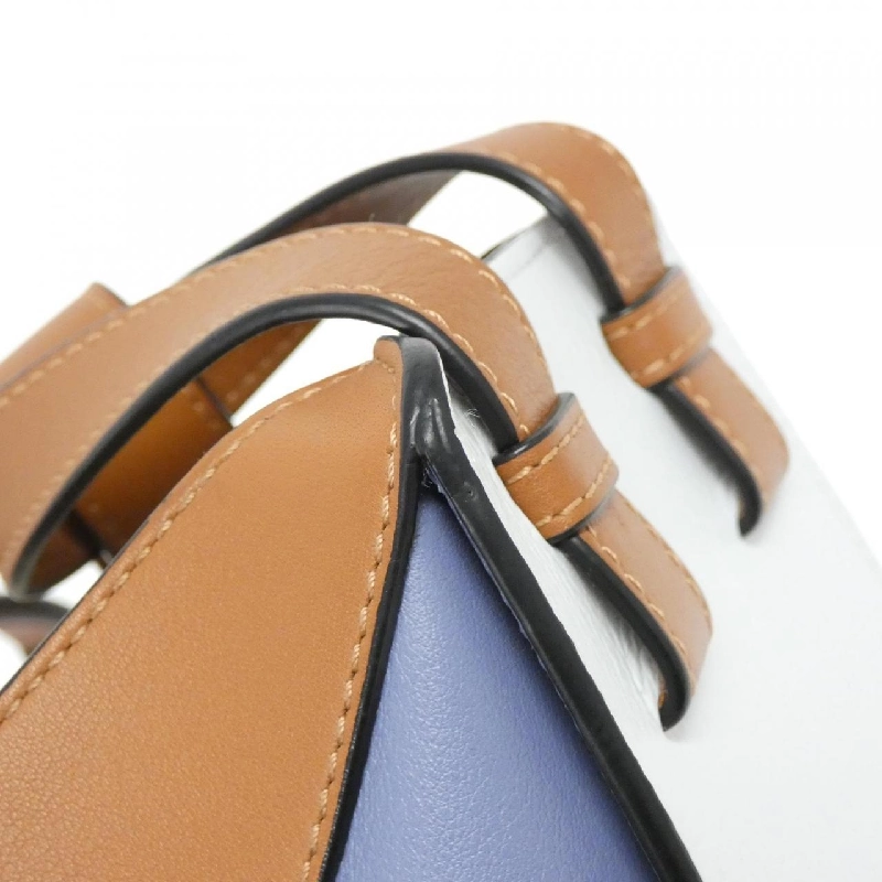 Túi đeo vai Loewe Hammock Small 387 30YS35 610551