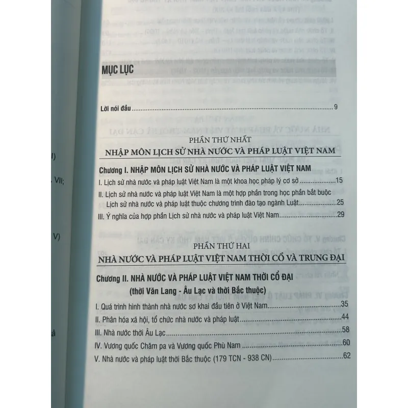 Giáo trình lịch sử nhà nước và pháp luật Việt Nam - Đại học Quốc gia Hà Nội 756994