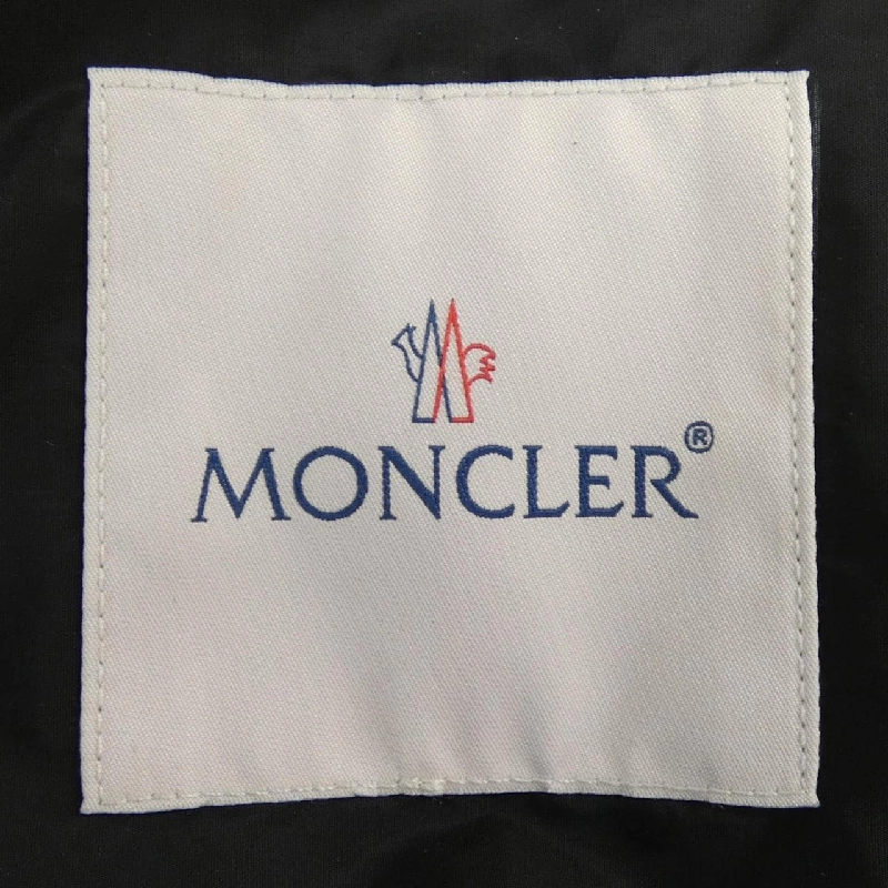 Áo khoác MONCLER WETE - Hàng hiệu Authentic 818474