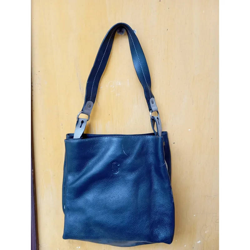 Túi xách da nữ của Scorpion 734087