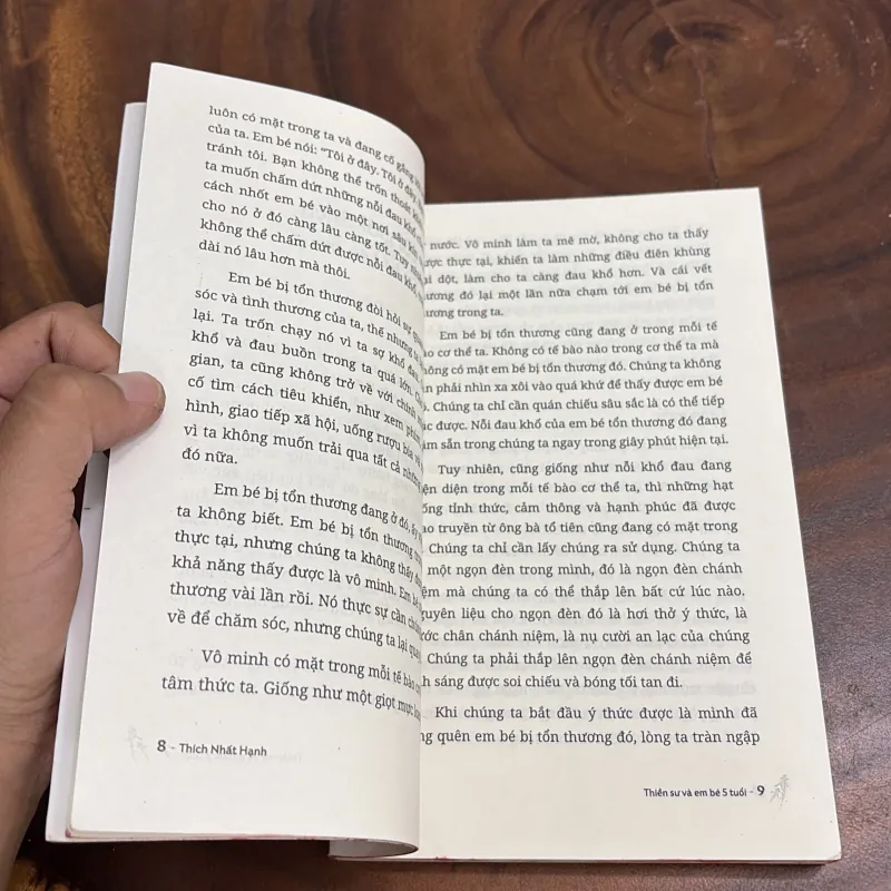 II Phật Giáo: Thiền Sư Và Em Bé 5 Tuổi - Thích Nhất Hạnh - 2022 1001702