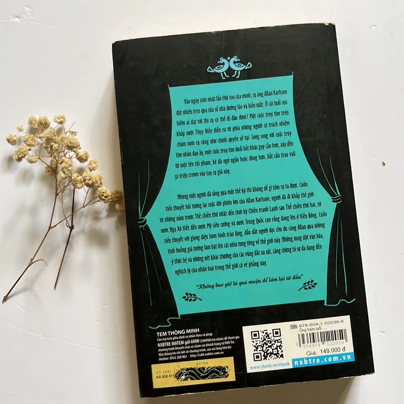 Bán sách cũ - Ông trăm tuổi trèo qua cửa sổ và biến mất - Jonas Jonasson 565130
