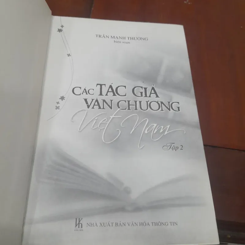Trần Mạnh Thường - CÁC TÁC GIẢ VĂN CHƯƠNG VIỆT NAM, tập 2 752875