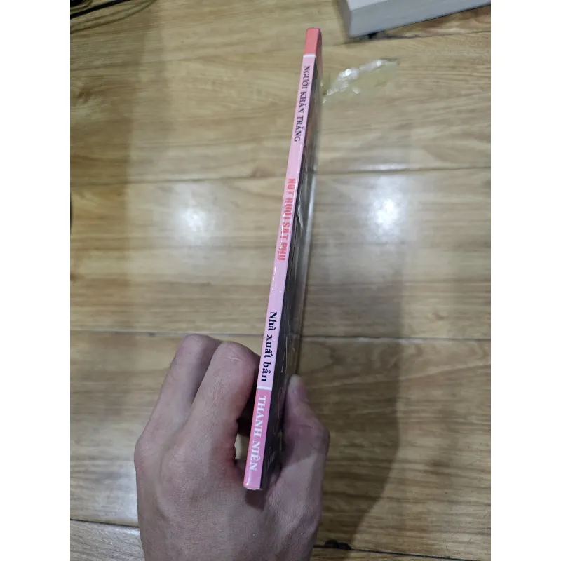 Nốt ruồi sát phu
20k 781624