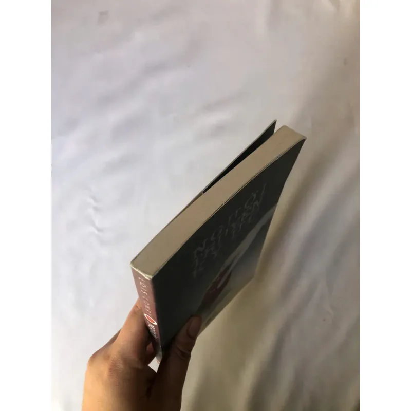 Người Truyền Ký Ức - Lois Lowry 798794