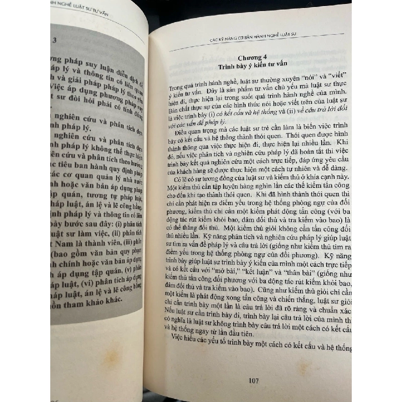 KỸ NĂNG HÀNH NGHỀ LUẬT SƯ TƯ VẤN - TRƯƠNG NHẬT QUANG 143020