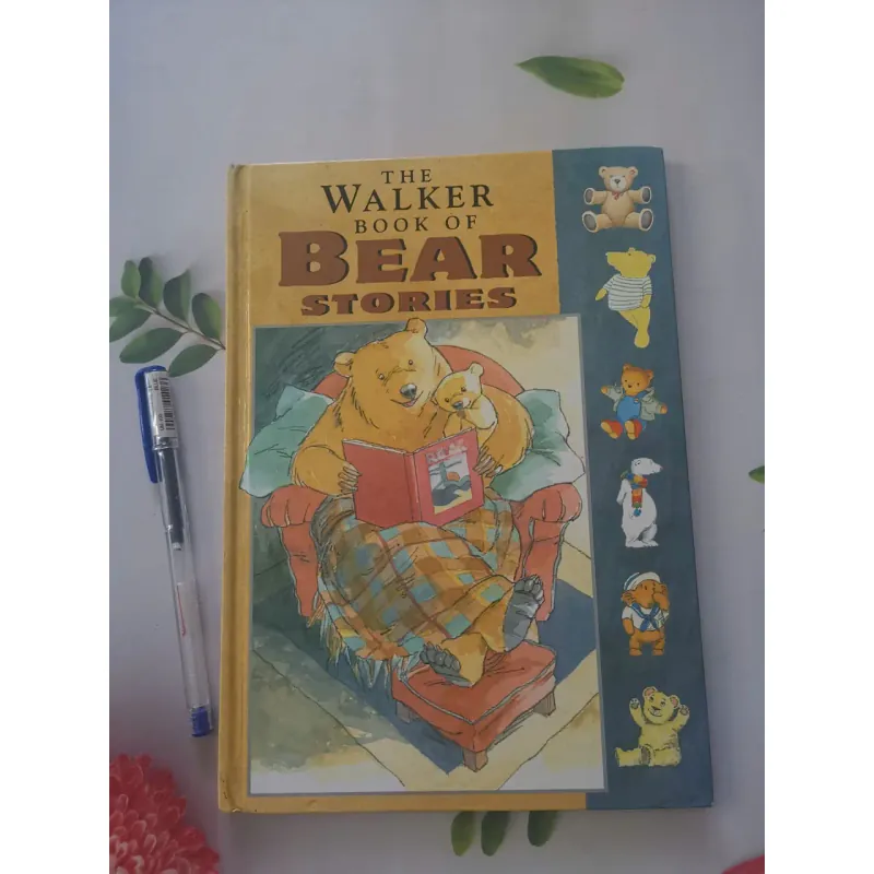 The Walker Book of Bear Stories 1005339