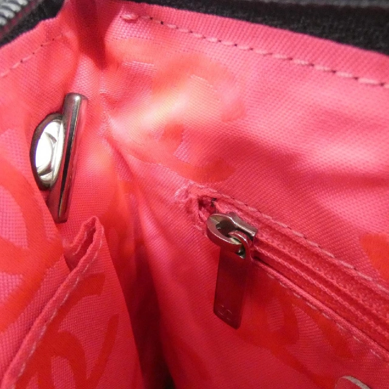 Túi xách chéo Chanel Cambon Line 29793 612604