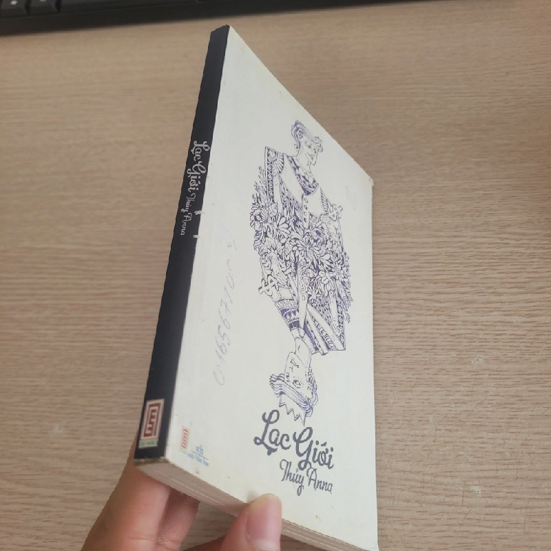 Lạc giới - Thủy Anna 538530