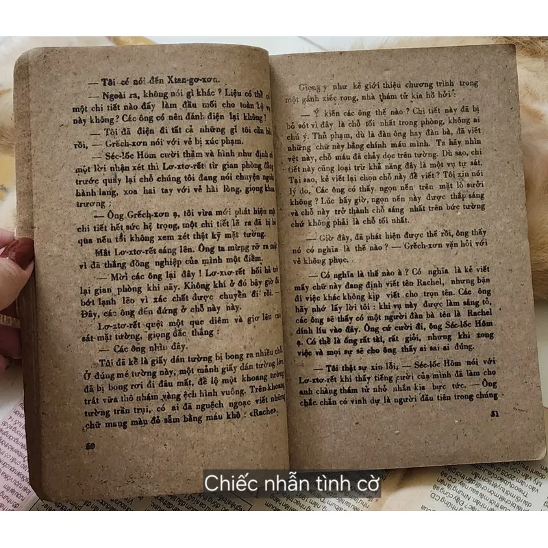 Tiểu thuyết trinh thám cổ điển của Arthur Conan Doyle: CHIẾC NHẪN TÌNH CỜ 703961