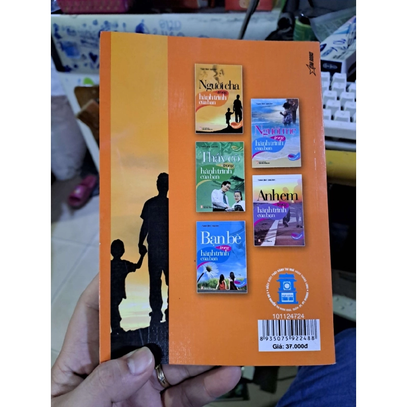 Người cha trong hành trình của bạn - Thanh Bình - Nam Anh VĂN HỌC HCM1008 920194
