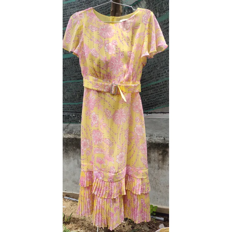 Elise- size M- mặc 1 lần - đầm hoa đang trend 557898