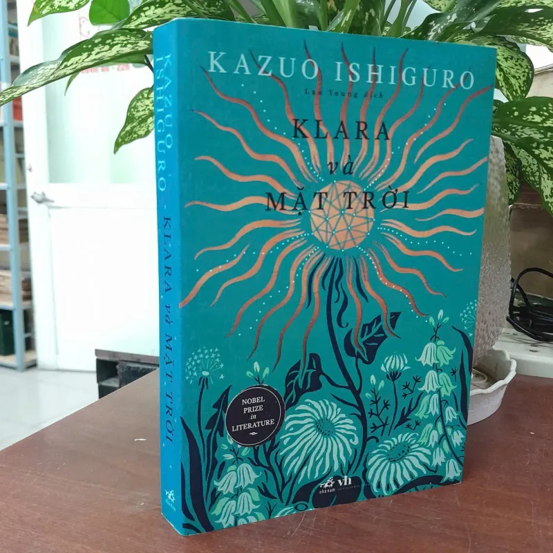 KLARA VÀ MẶT TRỜI - KAZUO ISHIGURO 698164