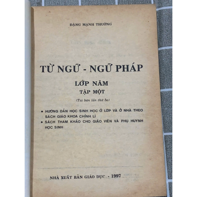 TỪ NGỮ - NGỮ PHÁP LỚP NĂM TẬP MỘT 545822