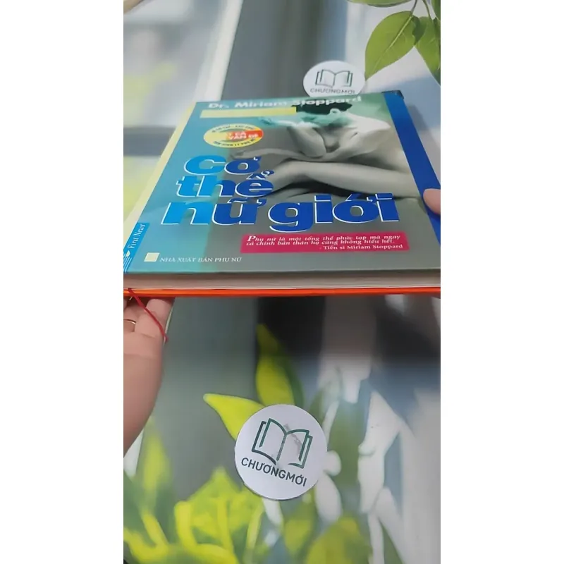[MIỄN PHÍ BỌC SÁCH] Cơ Thể Nữ Giới - Dr. Miriam Stoppard 727376