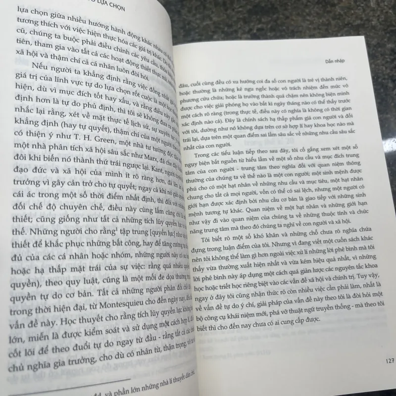 Tất định luận và tự do lựa chọn Isaiah Berlin 761226