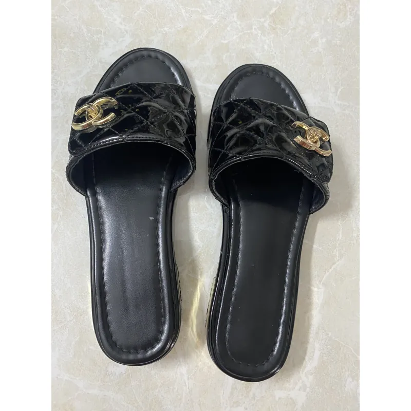 2đôi dép nữ size 37-38 975907