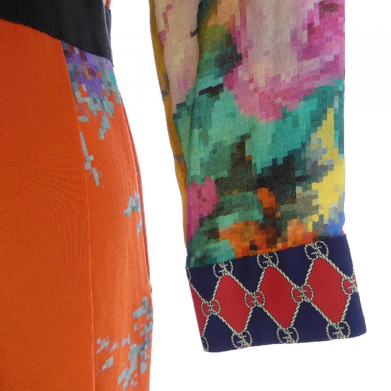 Gucci GUCCI 493518 ZJQ12 Đầm 649643