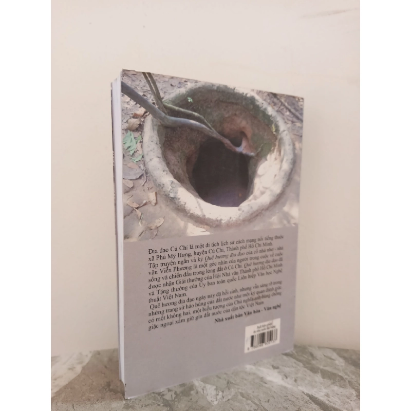 Quê Hương Địa Đạo (2015) - Viễn Phương S1911 714274