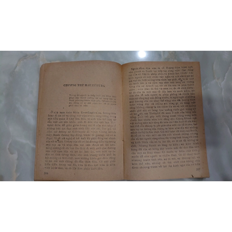 THIÊN THẦN NỔI LOẠN (tiểu thuyết).
Tác giả: Anaton Frangx.
Người dịch: Đoàn Phú Tứ
 274760