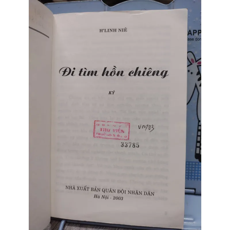 Sách: Đi tìm hồn chiêng - H’Linh Niê (A2) 578160