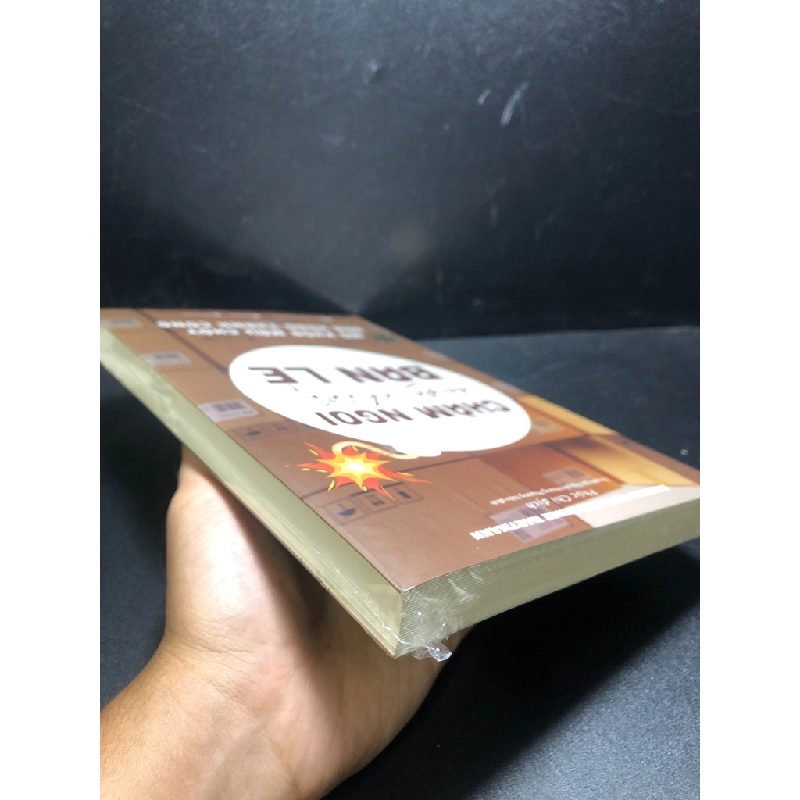 Châm ngòi " cuộc chiến " bán lẻ Deborah Weinswig mới 100% HCM.ASB1912 346200