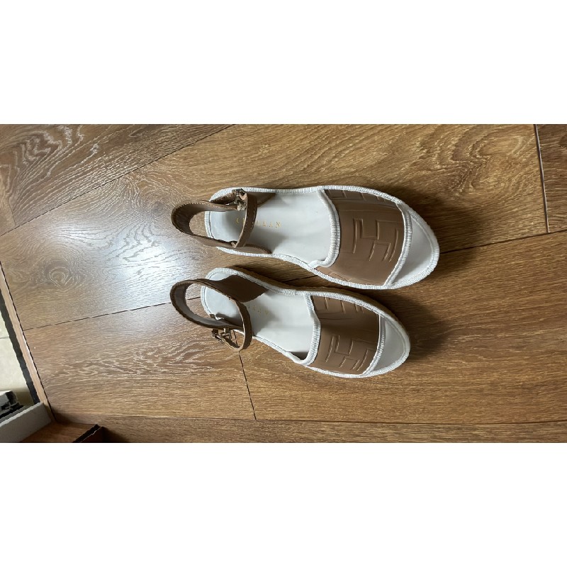 Giày - dép - còn mới - sử dụng 2 lần - sandal chưa sử dụng - size 36 17901