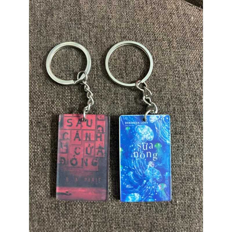 Móc khóa sách: Sữa nóng + Sau cánh của đóng 732356