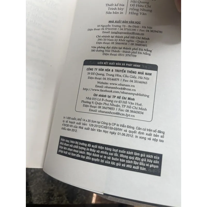 Húng nhại, bắt lửa, đấu trường sinh tử Suzanne Collins 713245