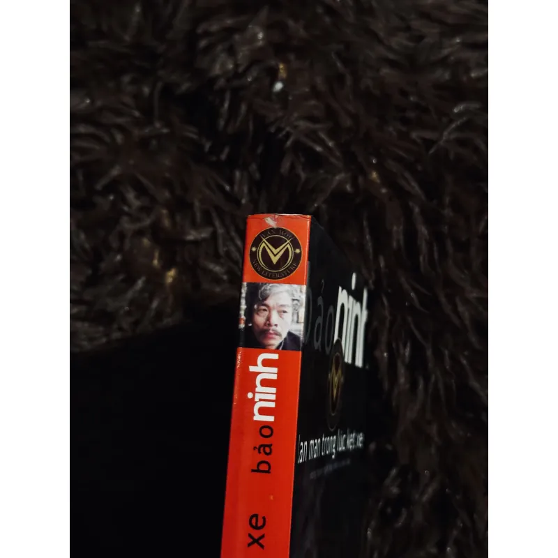 Lan man trong lúc kẹt xe - Bảo Ninh 756277