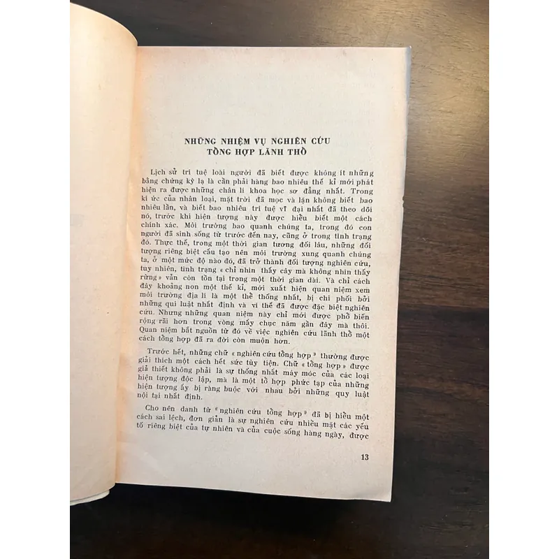 📖 Những qui luật cấu trúc và phát triển của môi trường địa lý (xb 1972) 565181