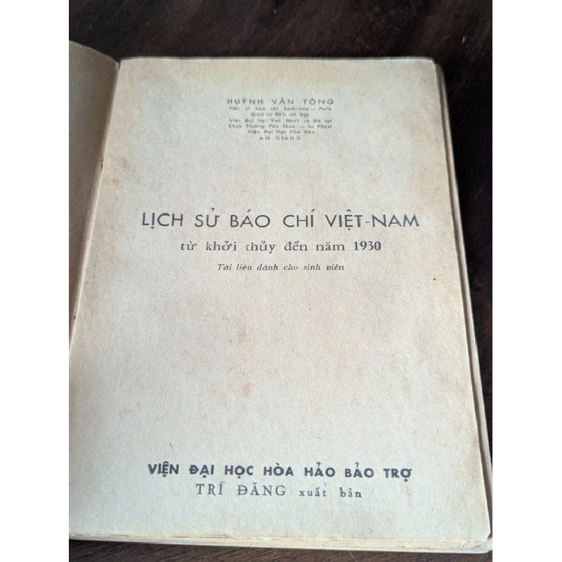 Lịch sử báo chí việt nam từ khởi thuỷ đến năm 1930 - Huỳnh Văn Tòng 522528