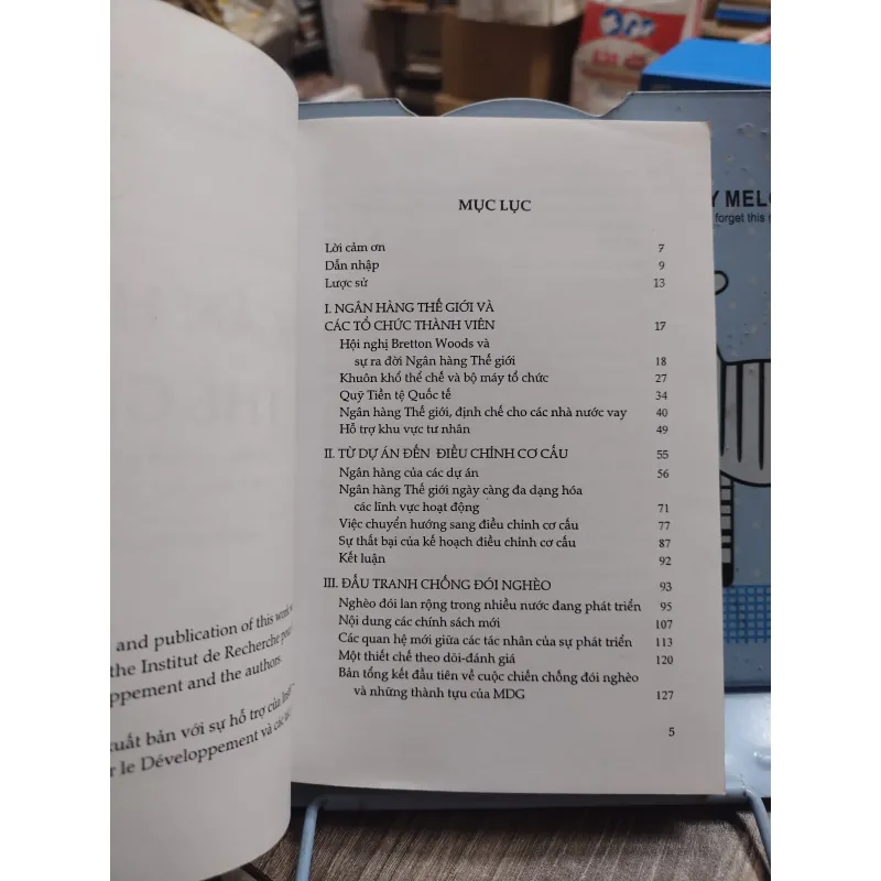 Sách: Ngân hàng Thế giới - TG: Jean - Pierre Cling, Mireille Razafindrakoto (A3) 735207