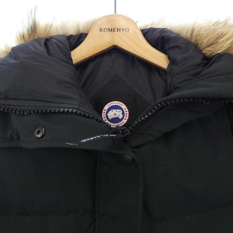 【Khuyến mãi】Áo khoác lông vũ Canada Goose 642988