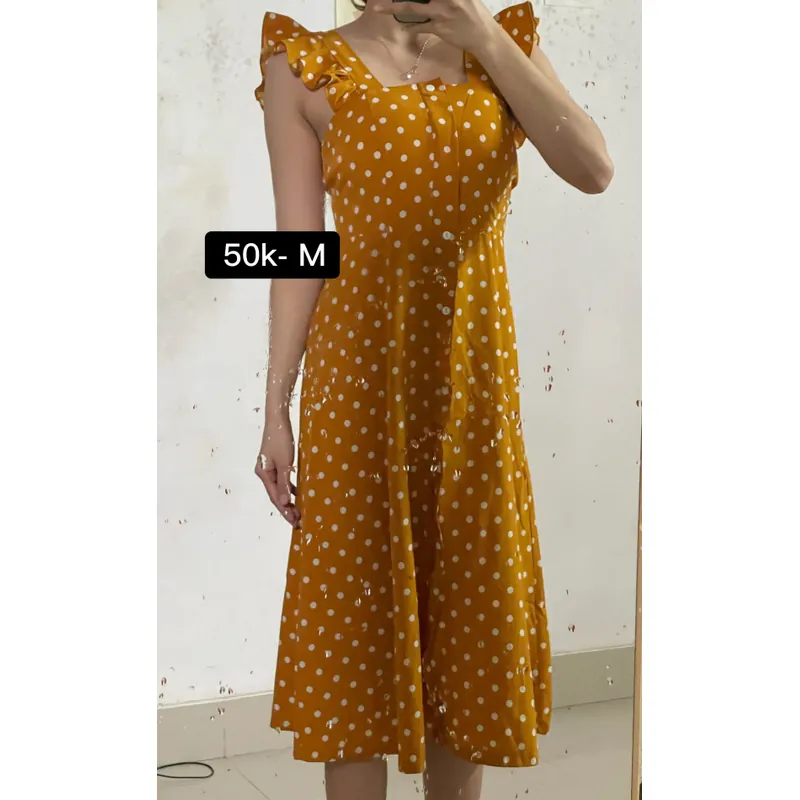 Váy chấm bi 674189