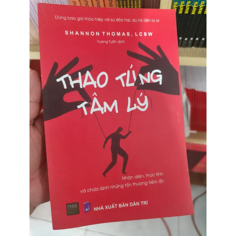 Sách Chiến lược cạnh tranh không giảm giá 754251