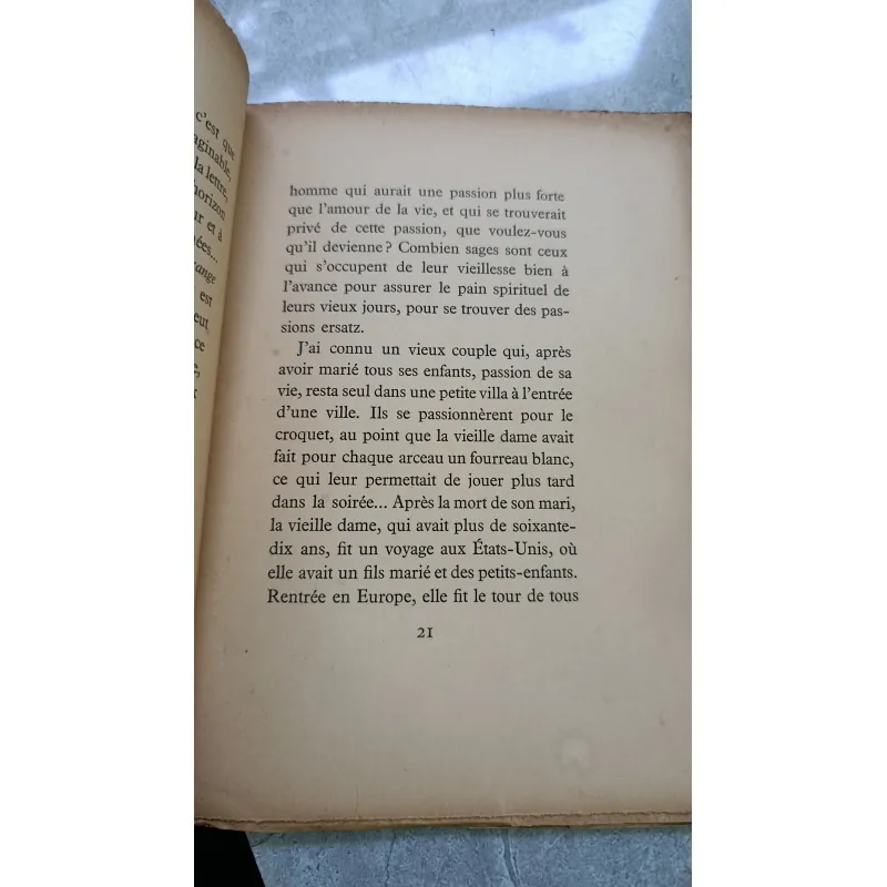 HUYỀN THOẠI VỀ NỮ NAM TƯỚC MÉLANIA 697380