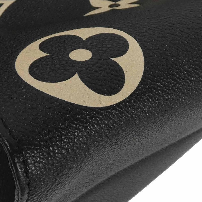 Túi Louis Vuitton Monogram Bicolor On The Go MM M45495 615127