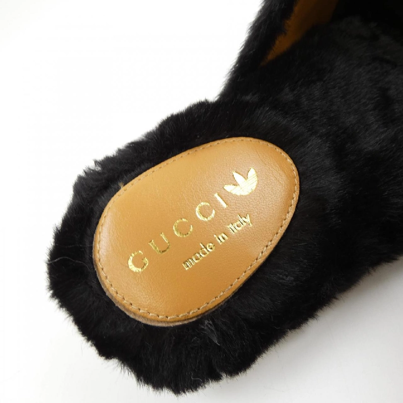 Giày GUCCI 660722