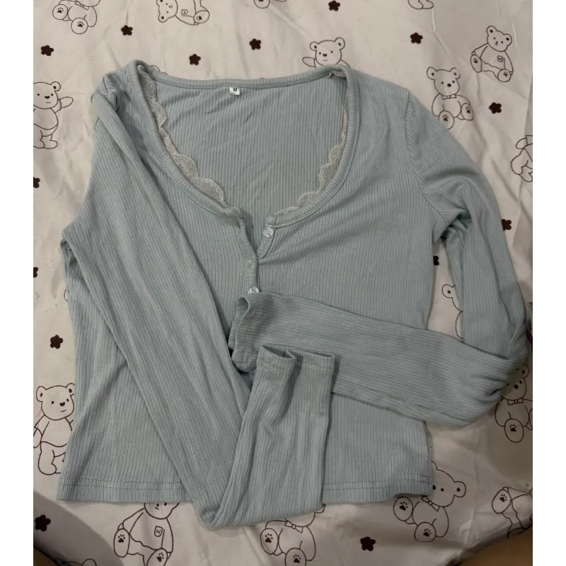 Áo dài tay nữ size M 1023295