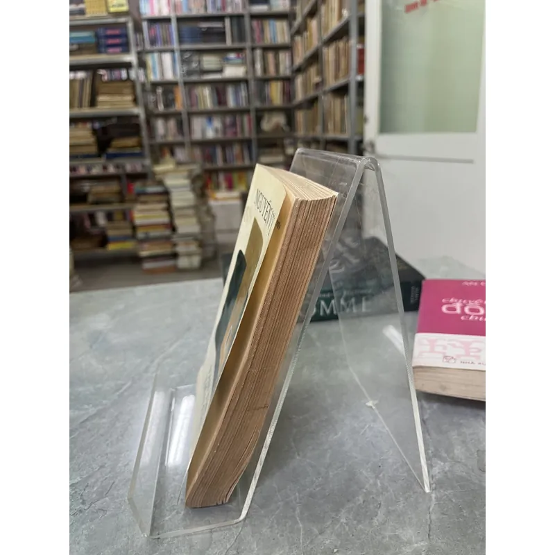 VĂN THI SĨ TIỀN CHIẾN- NGUYỄN VỸ 695494