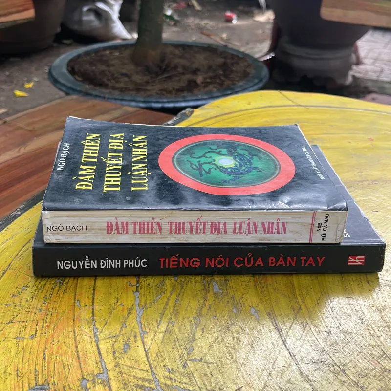 COMBO TIẾNG NÓI CỦA LÒNG BÀN TAY & ĐÀM THIÊN THUYẾT ĐỊA LUẬN NHÂN 754014