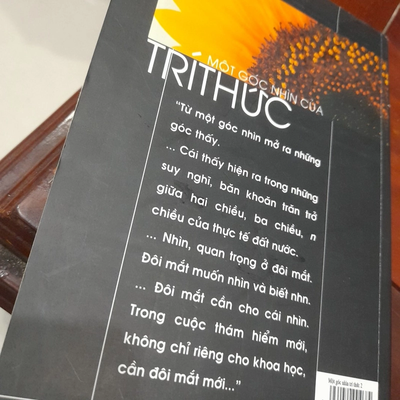 Một góc nhìn của TRI THỨC, tập hai 312937