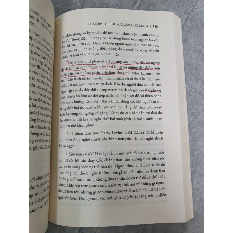 TRÍ TUỆ CẢM XÚC - DANIEL GOLEMAN 471587